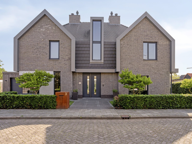 Vrijstaande woning te koop: Eikenstraat 3, Nieuwkuijk