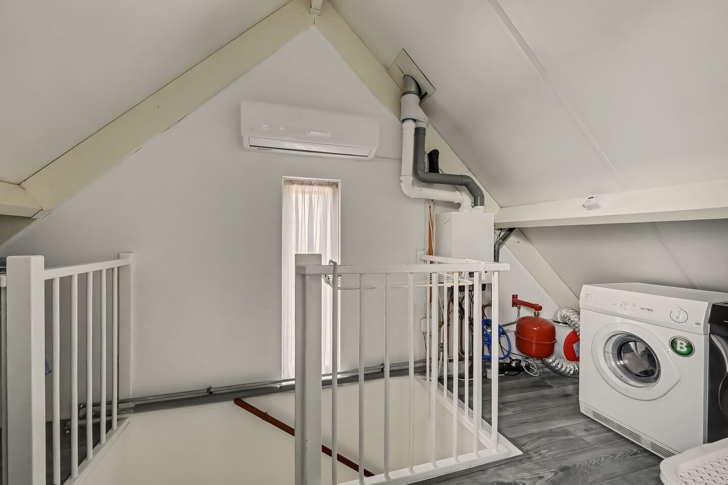Tussenwoning te koop: Ambrosiushof 31, Haarsteeg