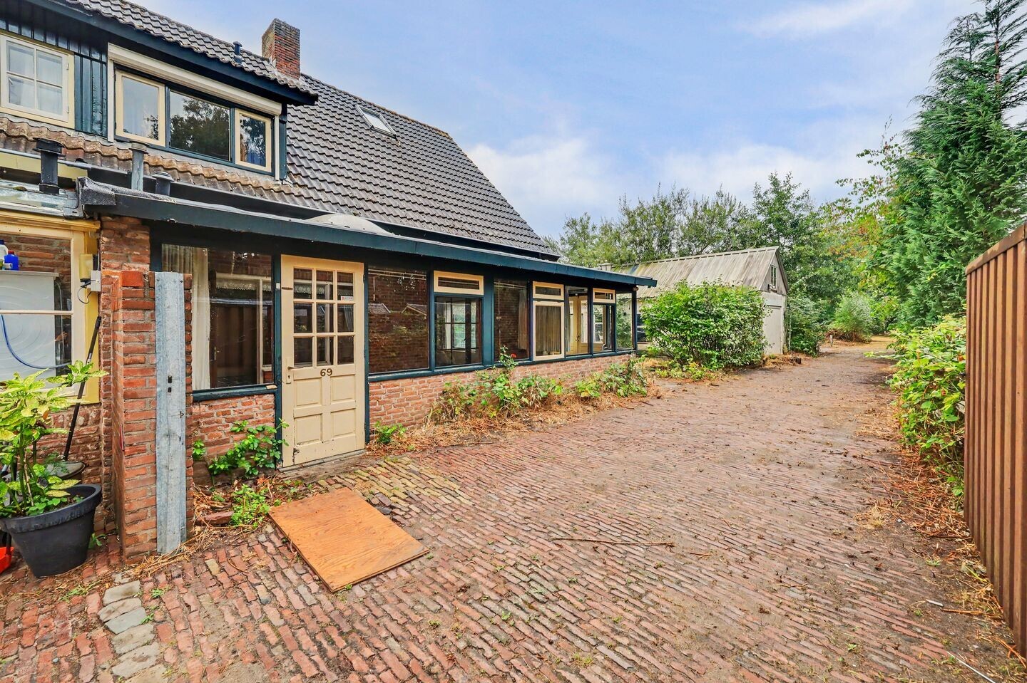 Twee-onder-één-kap te koop: Haarsteegsestraat 69, Haarsteeg