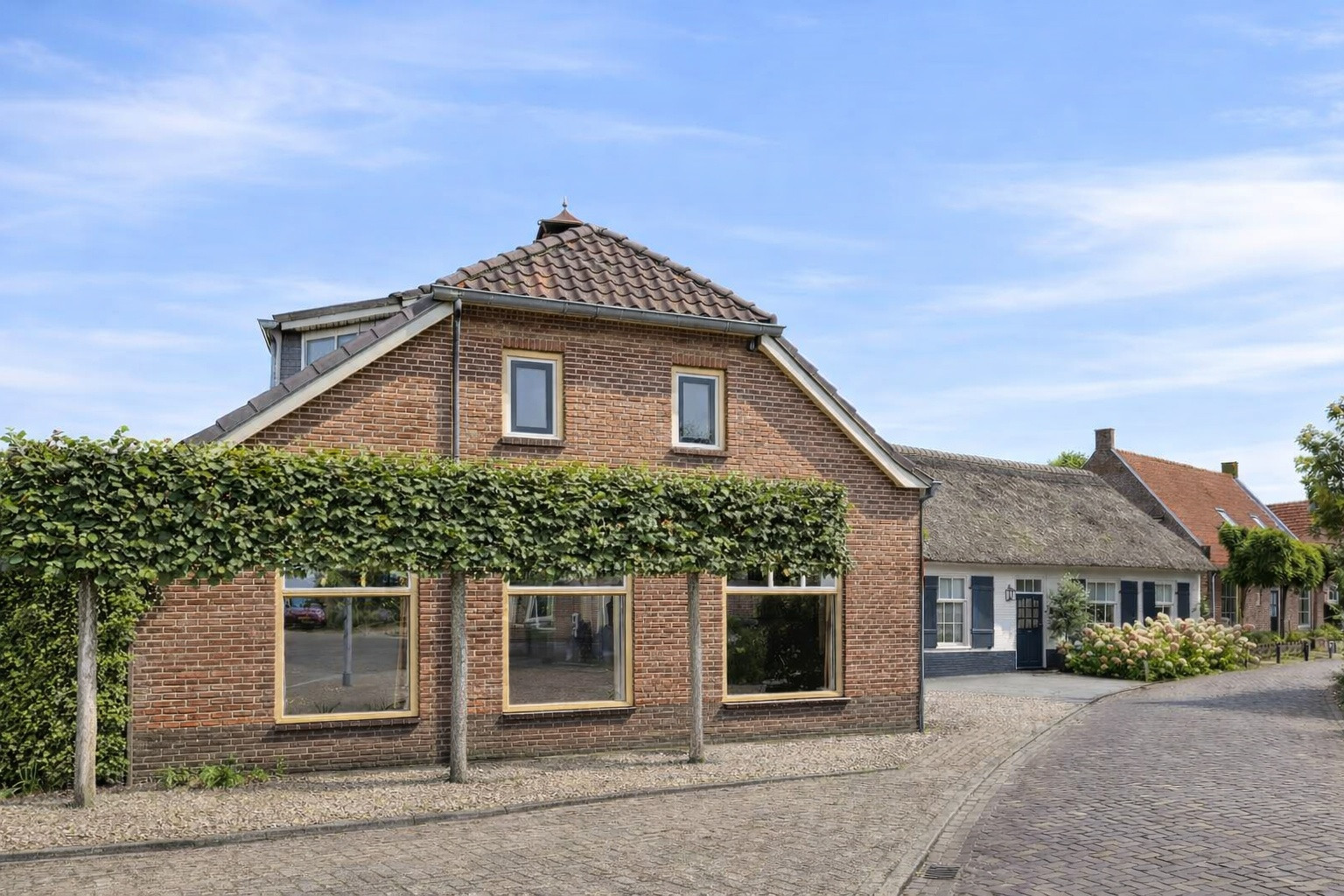 Vrijstaande woning te koop: Burgemeester Buijsstraat 5, Herpt
