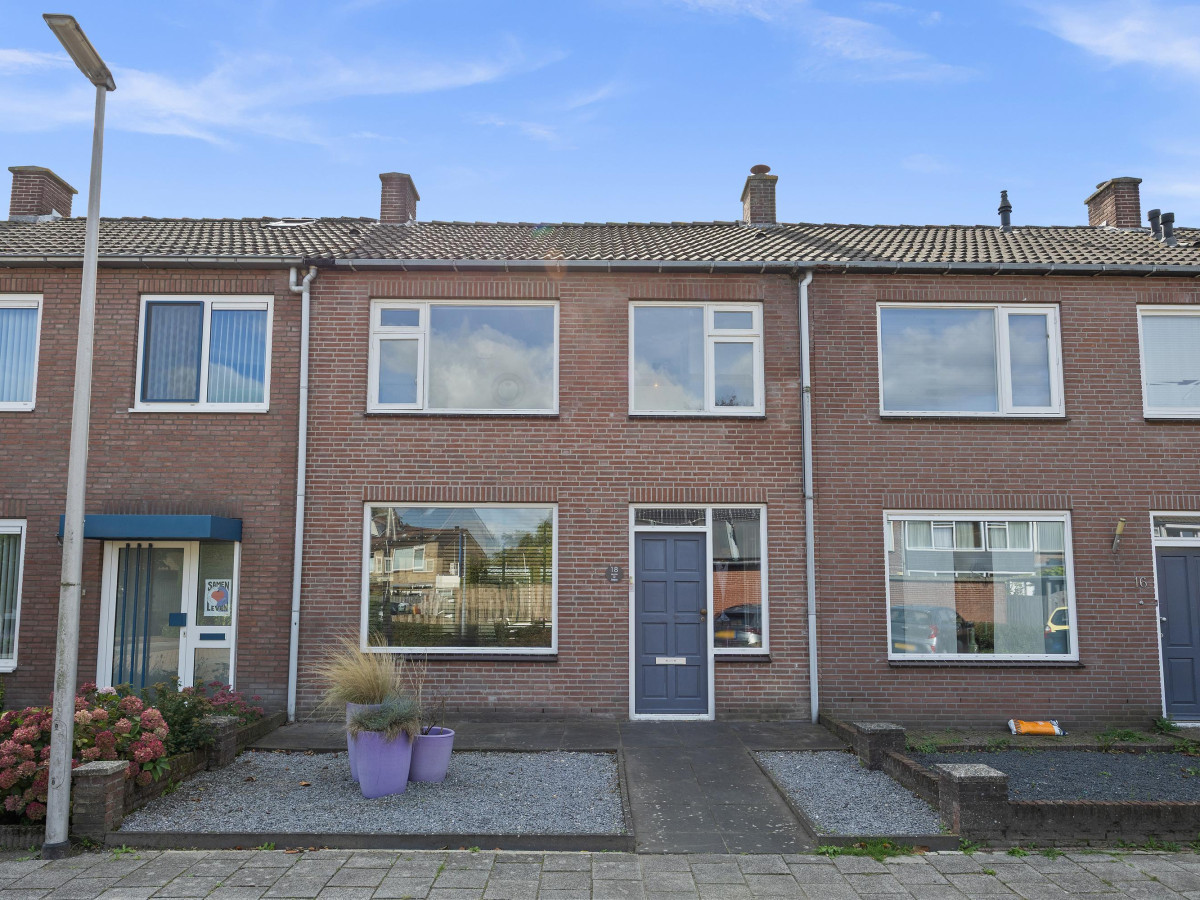 Tussenwoning te koop: Lage Hoef 10, Herpt