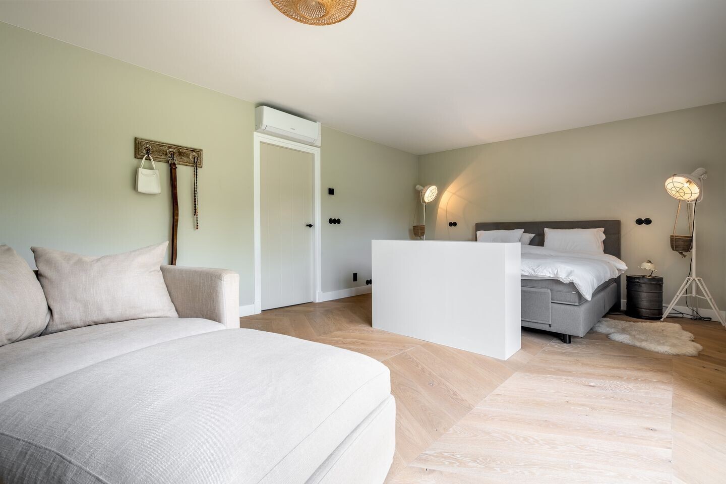 Vrijstaande woning te koop: Hoge Maasdijk 13, Hedikhuizen