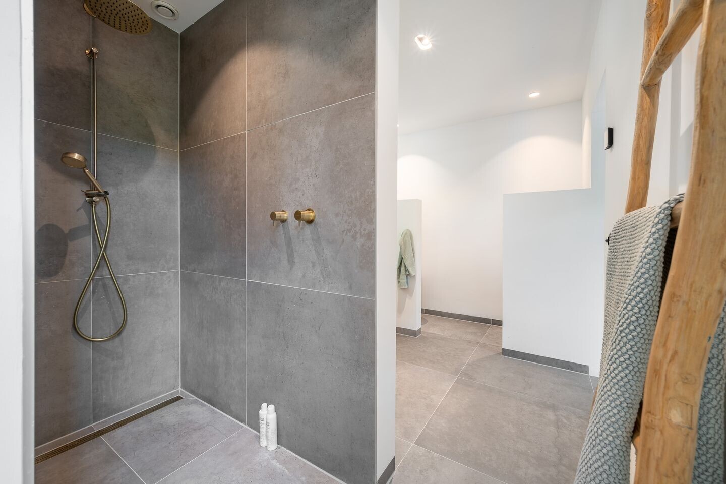 Vrijstaande woning te koop: Hoge Maasdijk 13, Hedikhuizen
