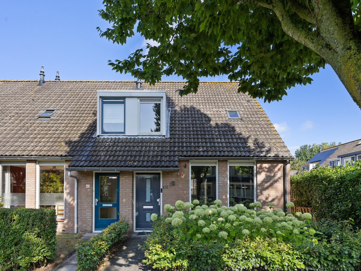 Twee-onder-één-kap te koop: Bernhardstraat 16, Berlicum