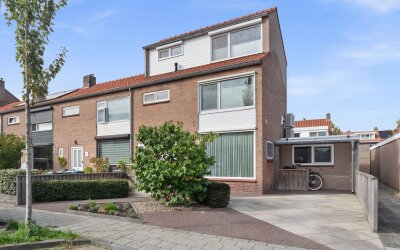 Jan van Ruusbroeckstraat 40