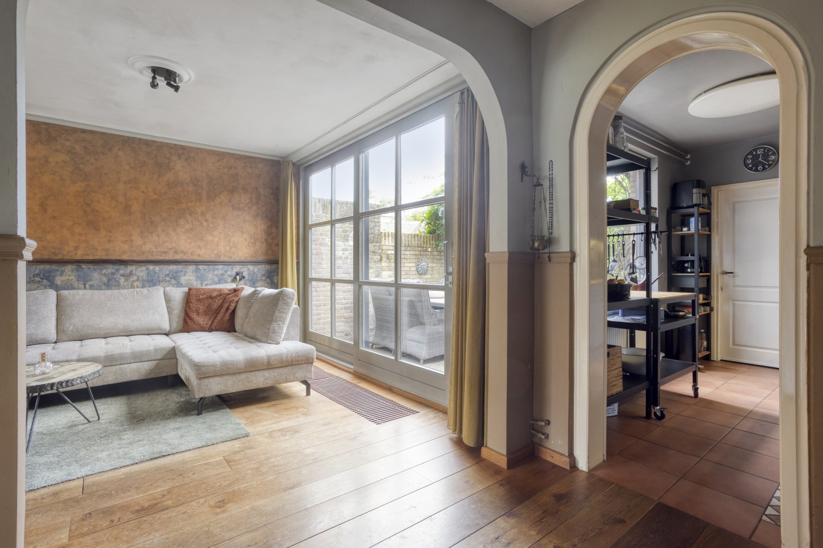 Tussenwoning te koop: Molenhei 18, Vught