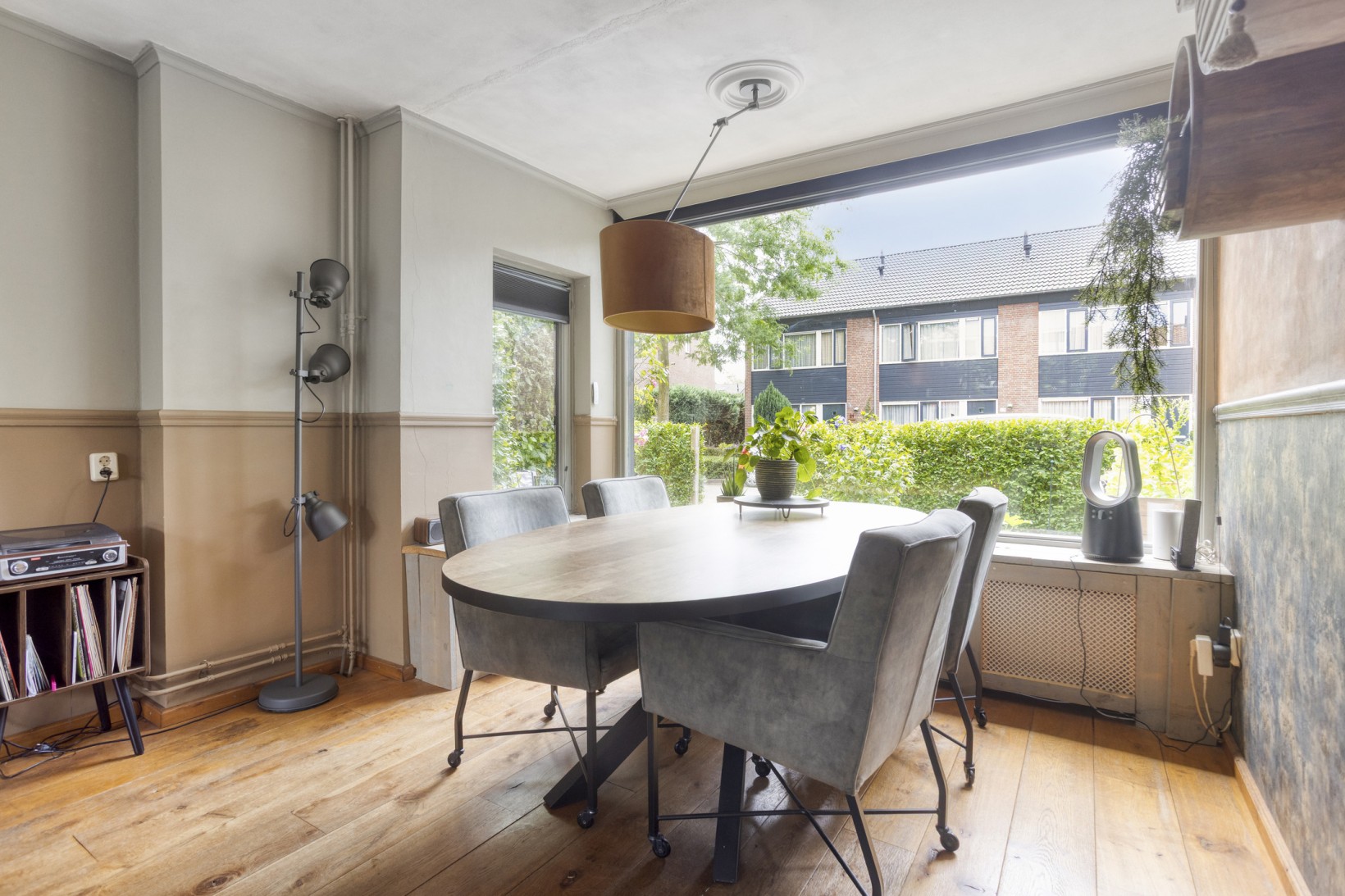 Tussenwoning te koop: Molenhei 18, Vught