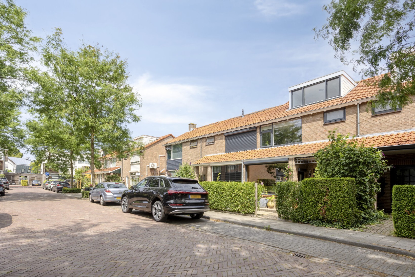 Tussenwoning te koop: Molenhei 18, Vught