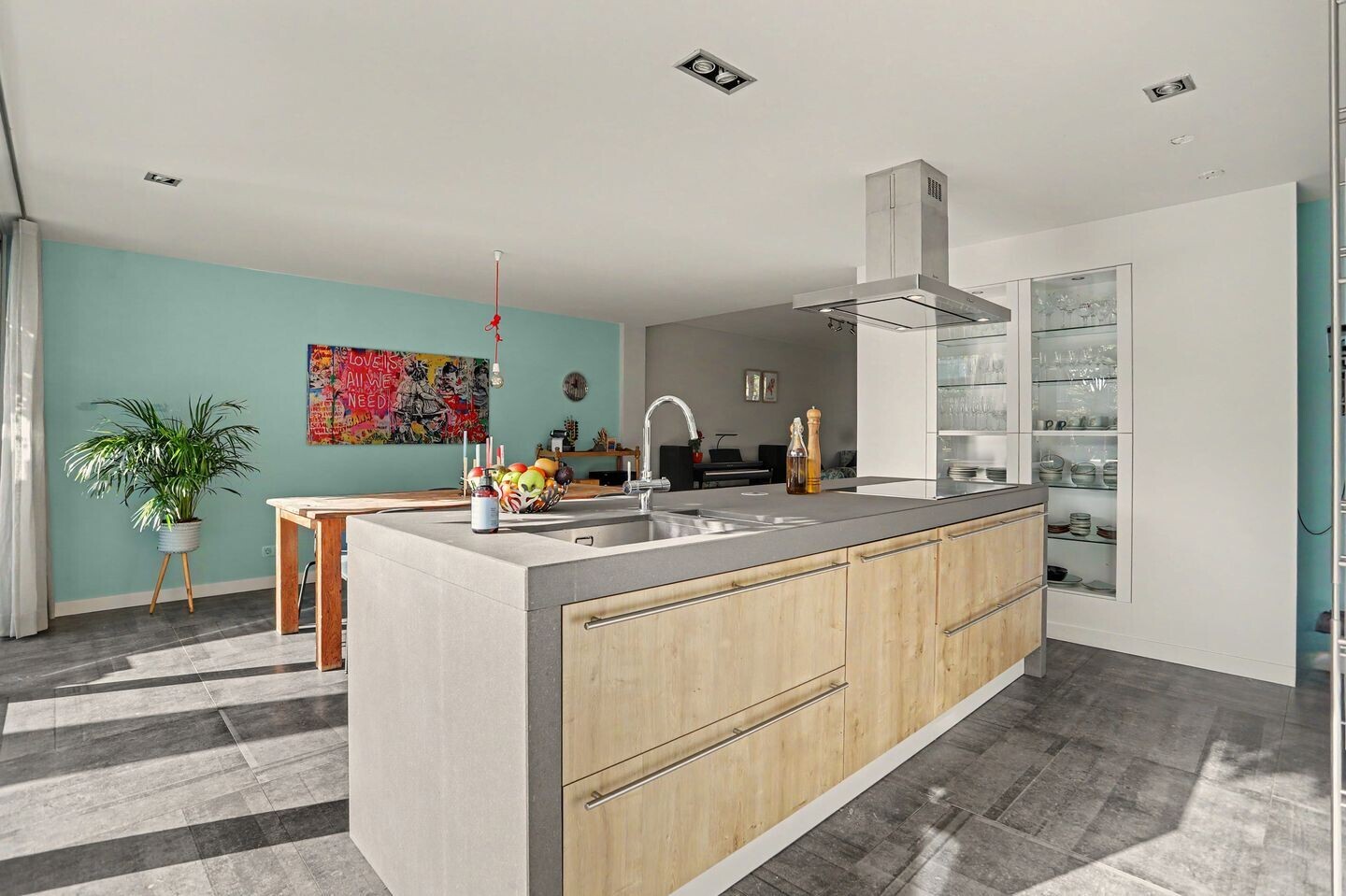 Tussenwoning te koop: Esscheweg 141, Vught