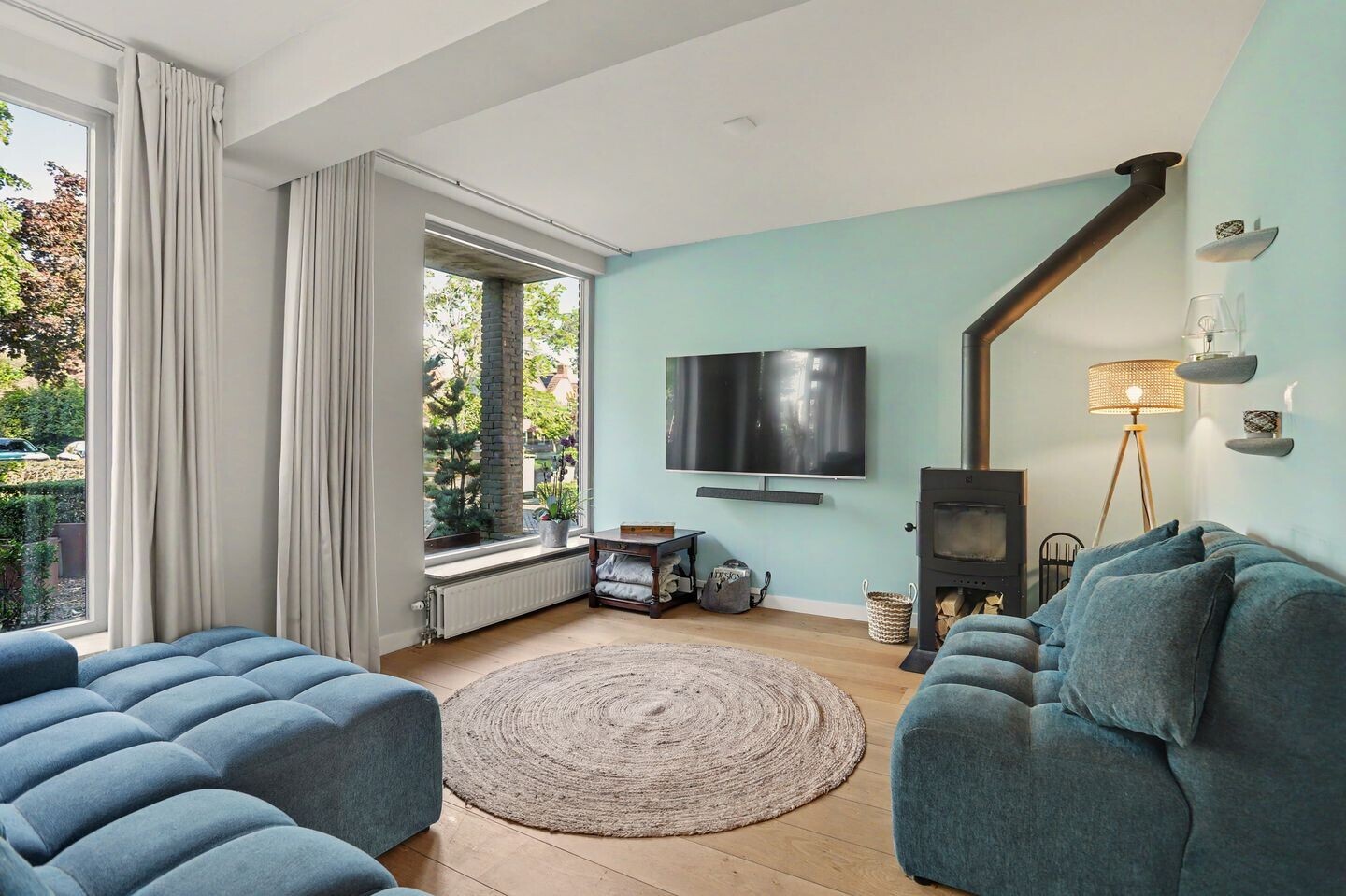 Tussenwoning te koop: Esscheweg 141, Vught