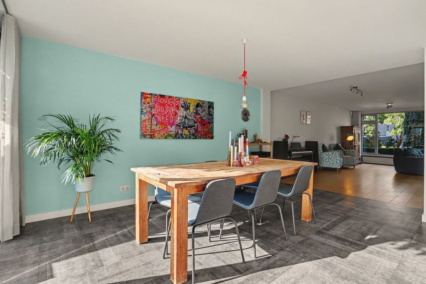 Tussenwoning te koop: Esscheweg 141, Vught