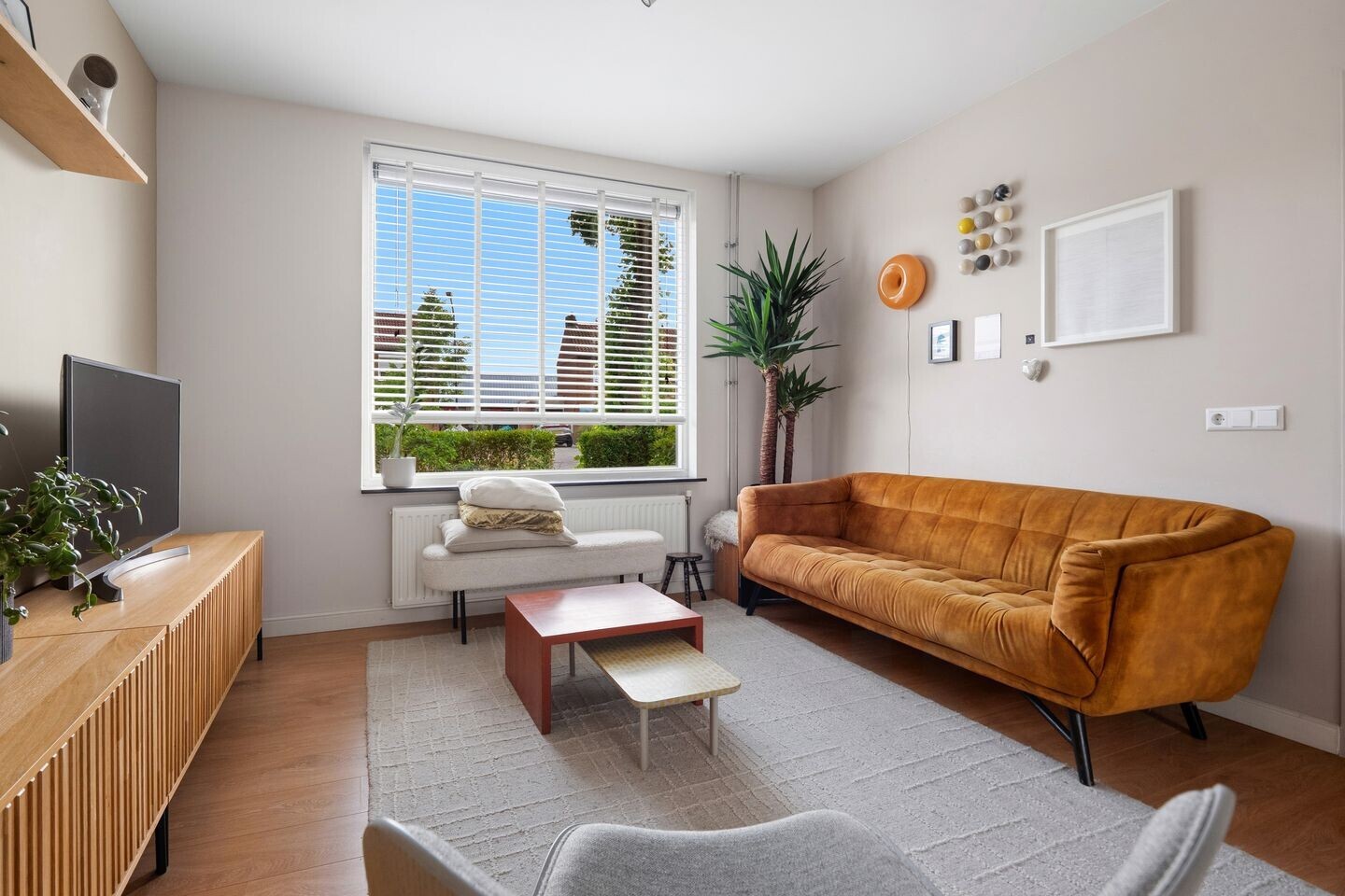 Tussenwoning te koop: Michiel de Ruyterweg 165, Vught