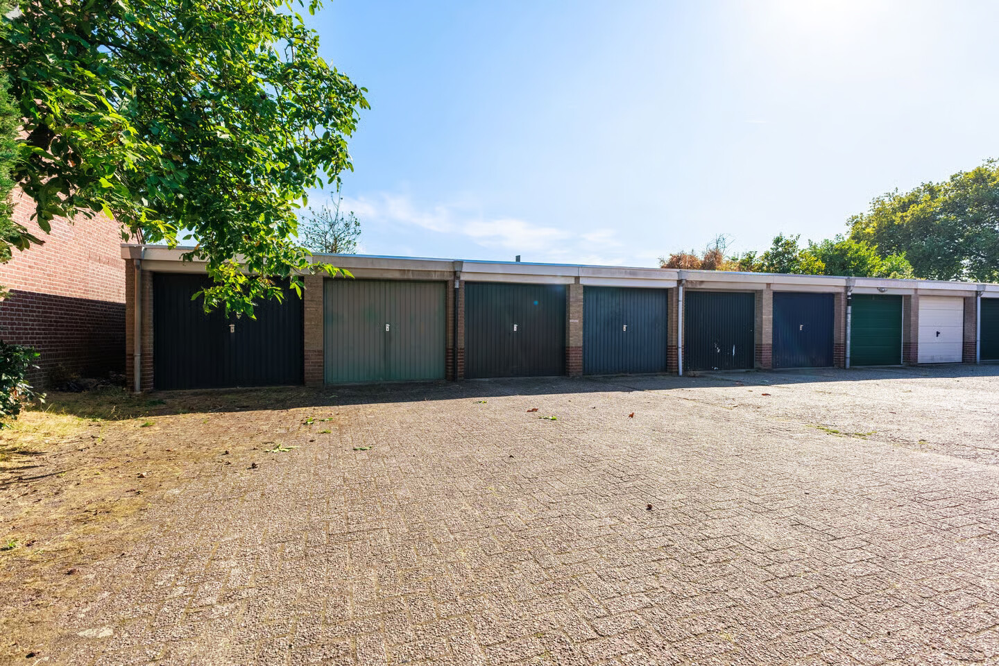 Tussenwoning te koop: Johan Frisoplein 11, Sint-Michielsgestel