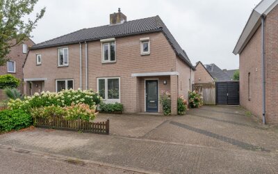 Distelveld 8