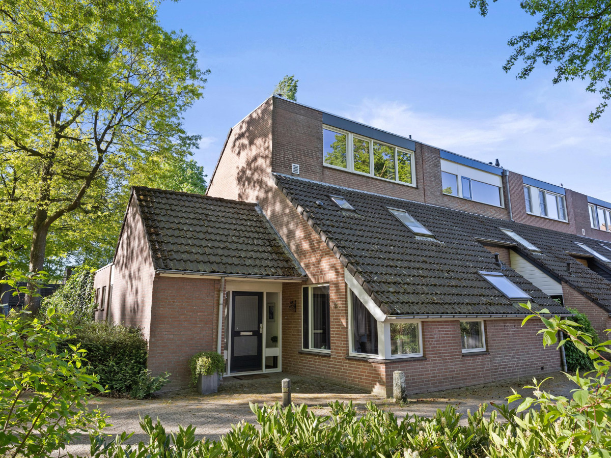 Hoekwoning te koop: Middenveld 17, Den Dungen