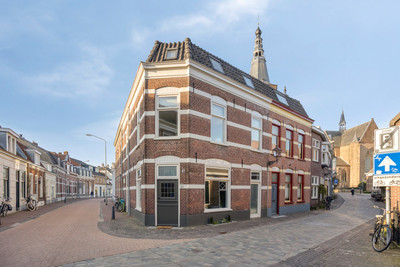 Clarissenstraat 10
