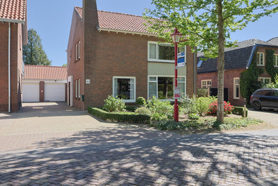 Lennisheuvel 53