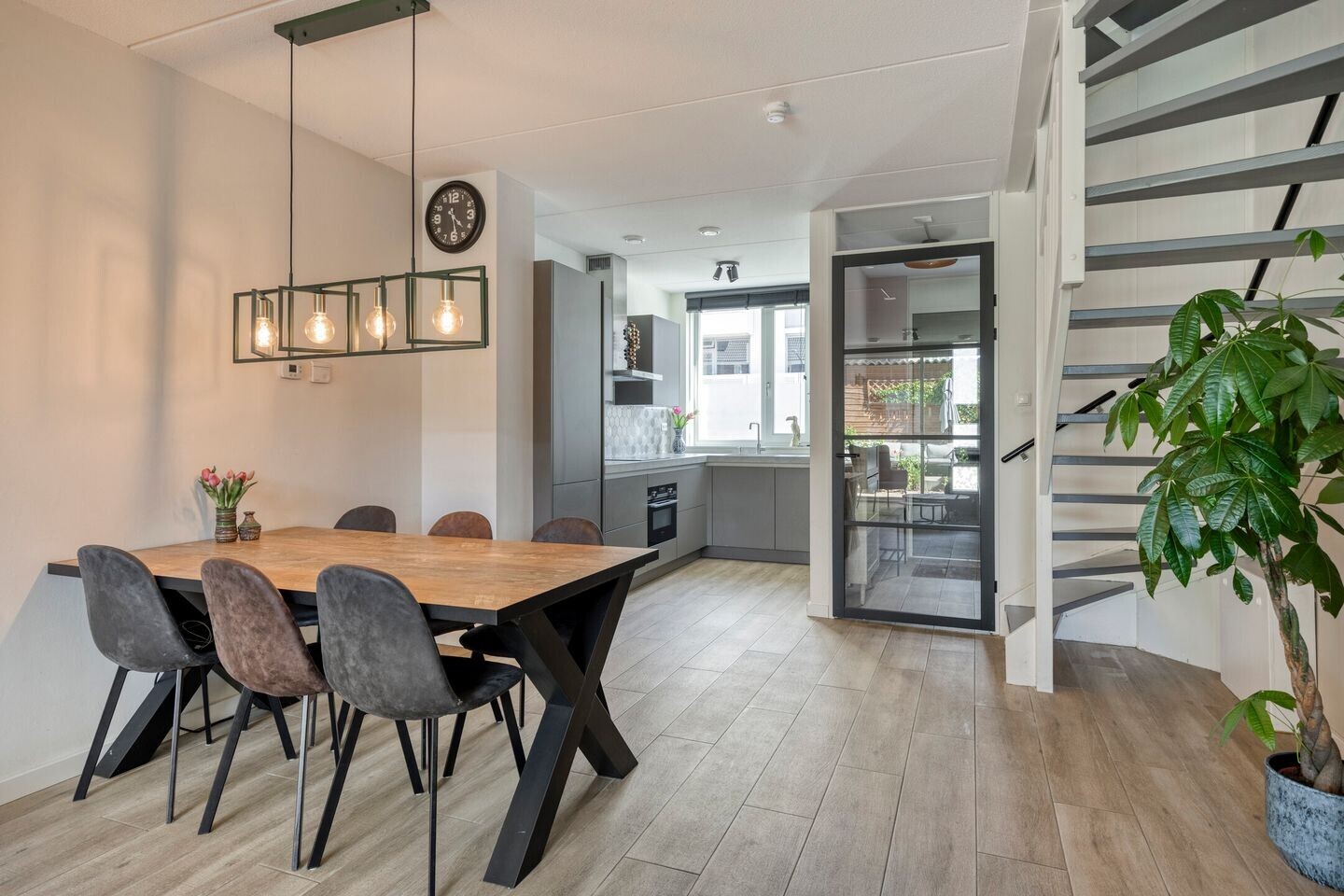 Tussenwoning te koop: Harperhof 8, Boxtel