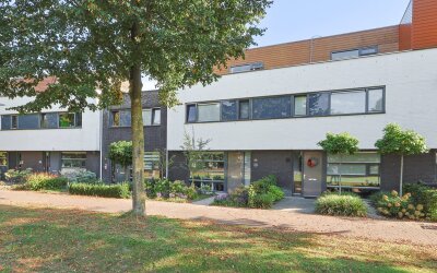 Newtonplein 48