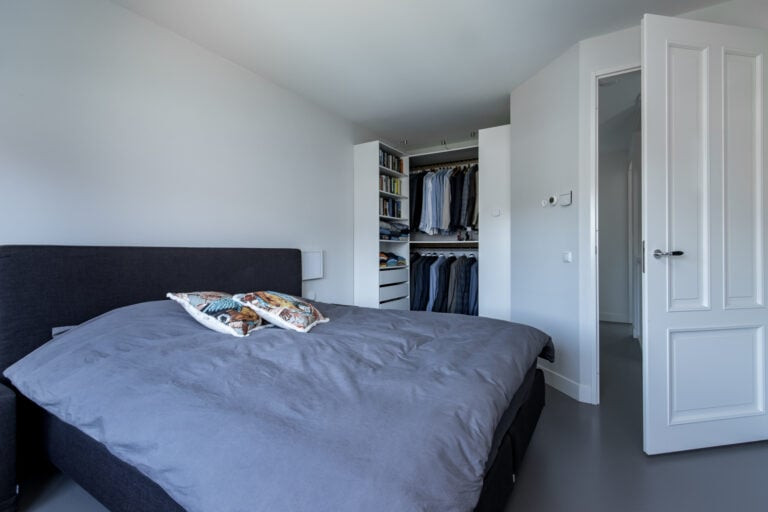 Tussenwoning te koop: Johanna Westerdijklaan 20, Zaltbommel