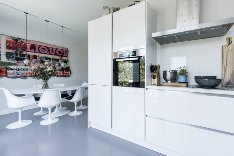 Tussenwoning te koop: Johanna Westerdijklaan 20, Zaltbommel