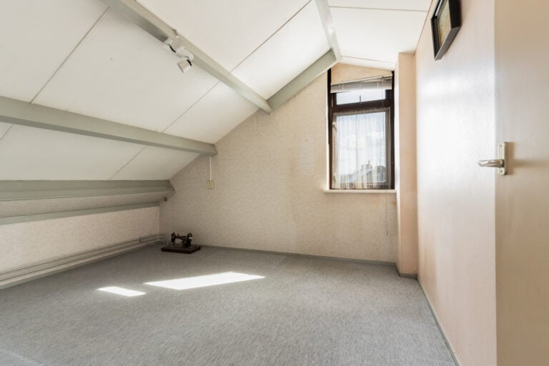 Tussenwoning te koop: Waluwestraat 30, Zaltbommel