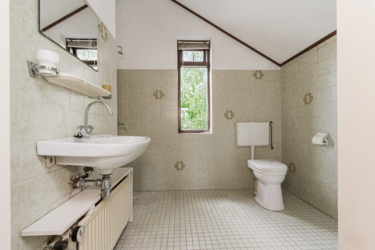 Tussenwoning te koop: Waluwestraat 30, Zaltbommel