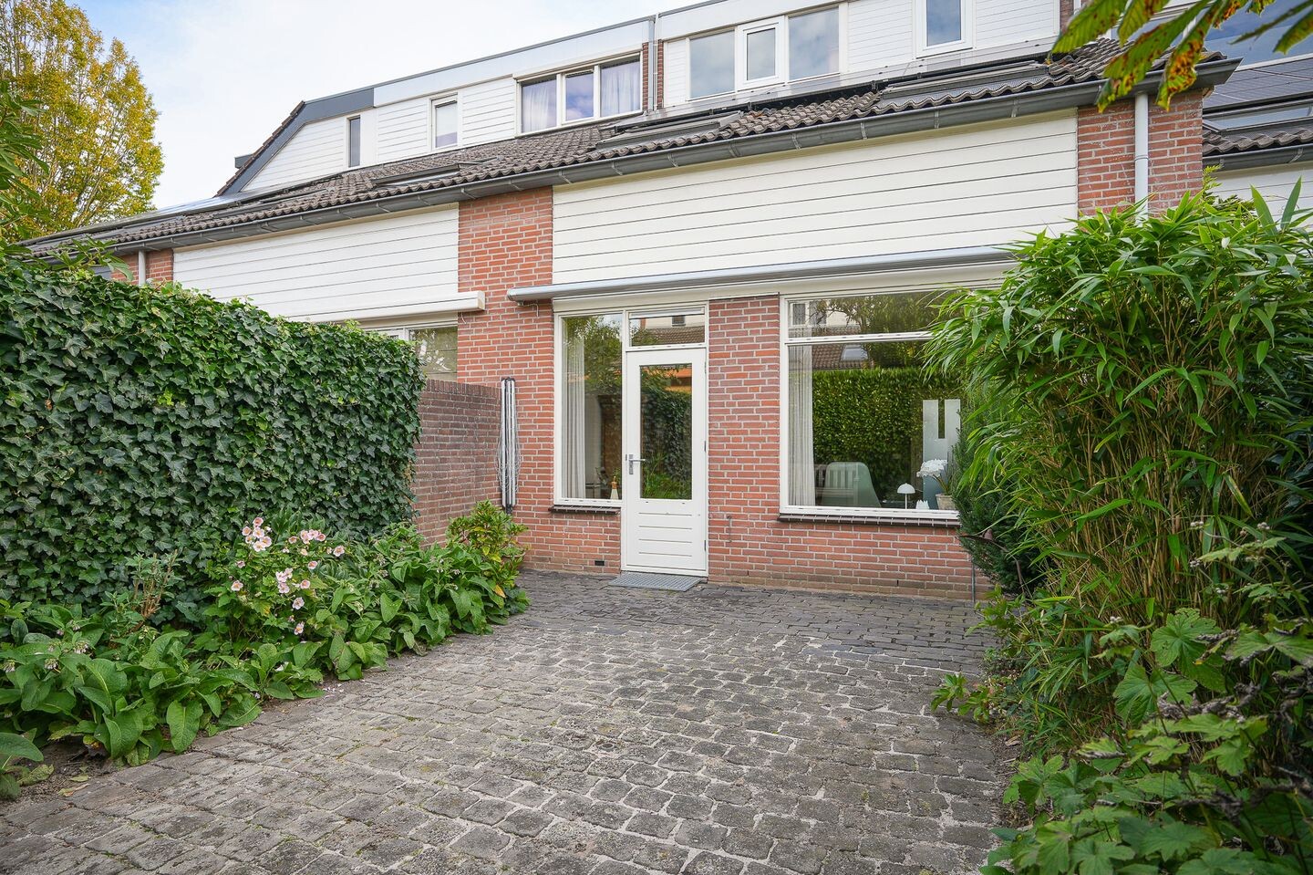 Tussenwoning te koop: Buitentuin 68, Zaltbommel