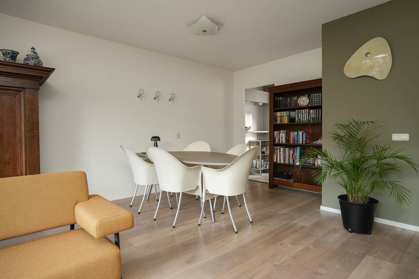 Tussenwoning te koop: Buitentuin 68, Zaltbommel