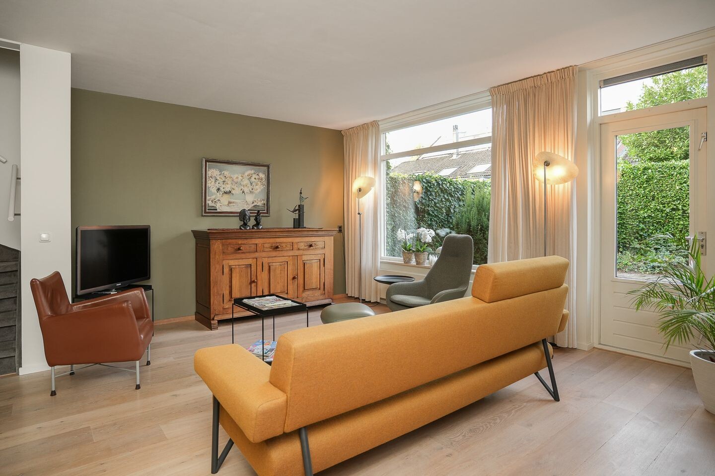 Tussenwoning te koop: Buitentuin 68, Zaltbommel