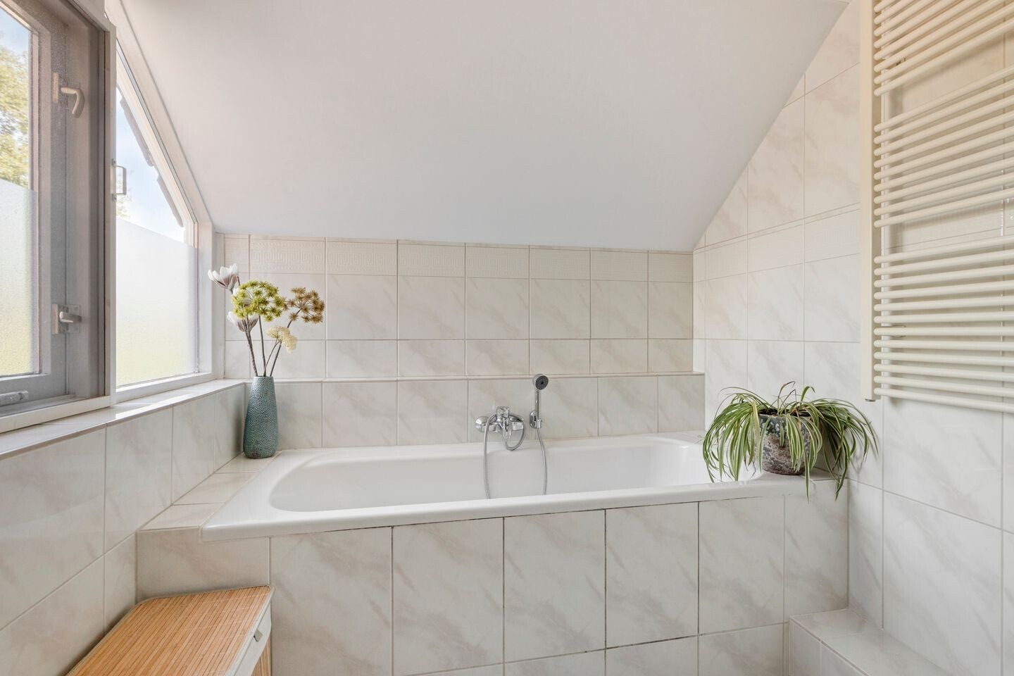 Tussenwoning te koop: Buitentuin 69, Zaltbommel