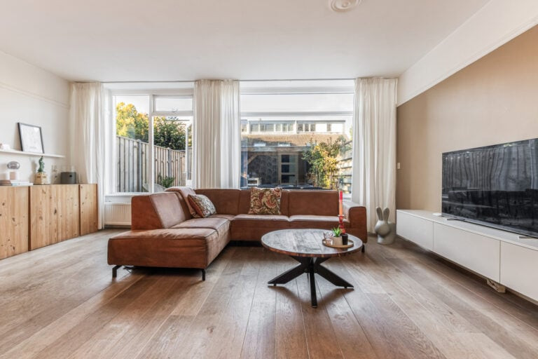 Tussenwoning te koop: Buitentuin 109, Zaltbommel