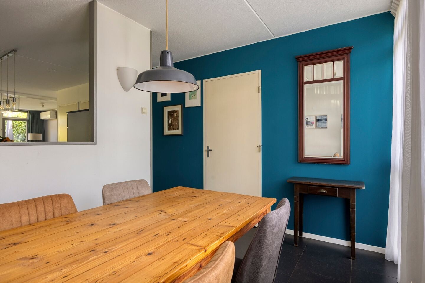 Tussenwoning te koop: Graaf Ottostraat 52, Zaltbommel