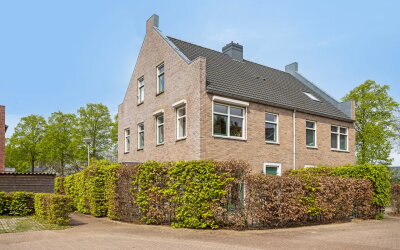 Raadhuishof 15