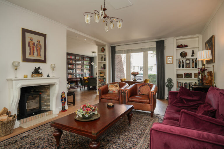 Vrijstaande woning te koop: Voorstraat 23, Hedel