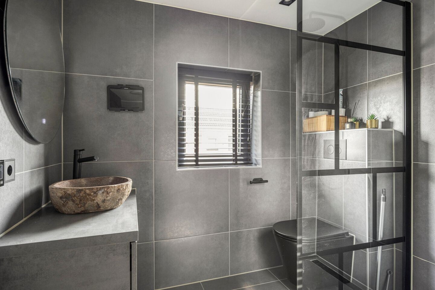 Hoekwoning te koop: Hopstraat 20, Hedel