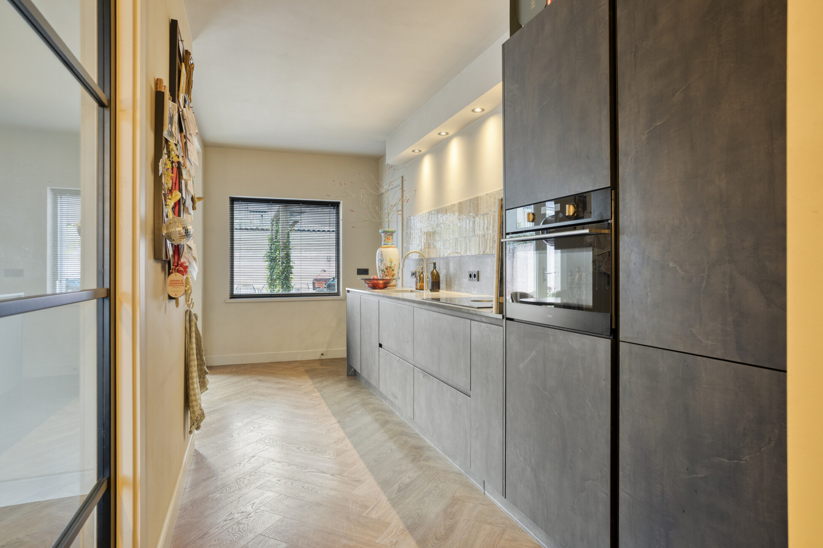 Tussenwoning te koop: Langehof 13, Ammerzoden