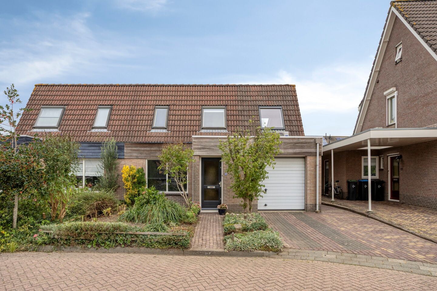 Twee-onder-één-kap te koop: Van Malsenstraat 22, Well