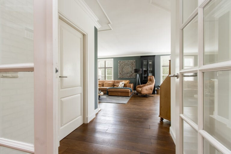 Vrijstaande woning te koop: Wielewaallaan 4, Hurwenen
