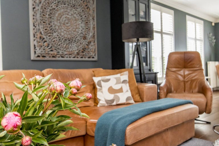 Vrijstaande woning te koop: Wielewaallaan 4, Hurwenen