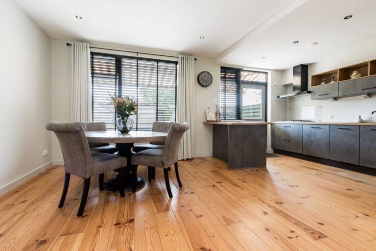 Tussenwoning te koop: Hogeweg 25, Rossum