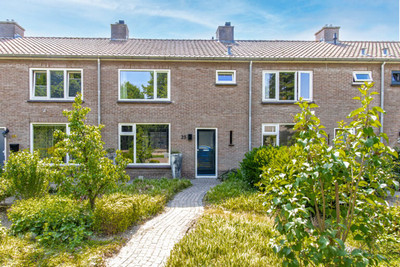 Hogeweg 25