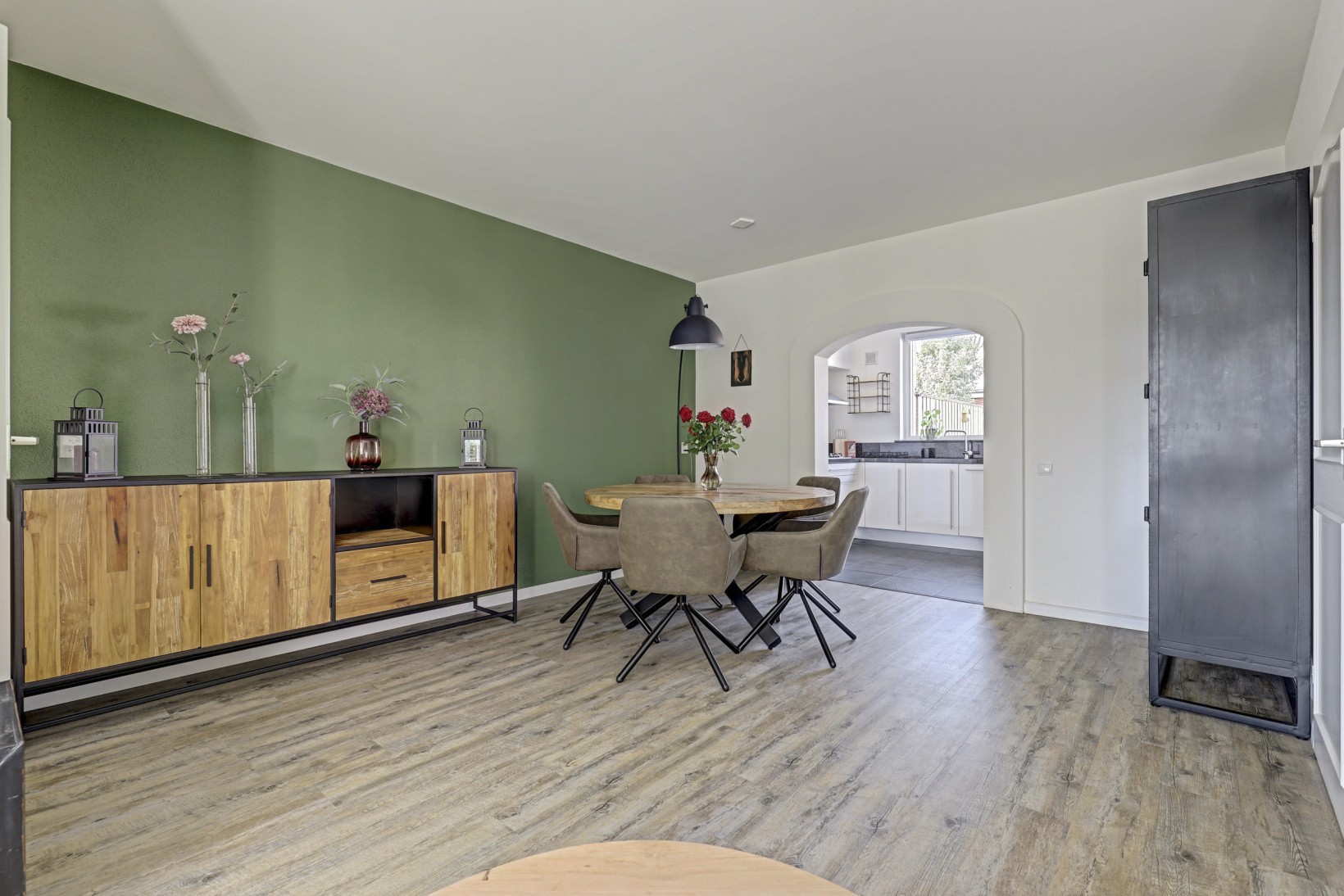 Tussenwoning te koop: De Torenvalk 21, Rossum