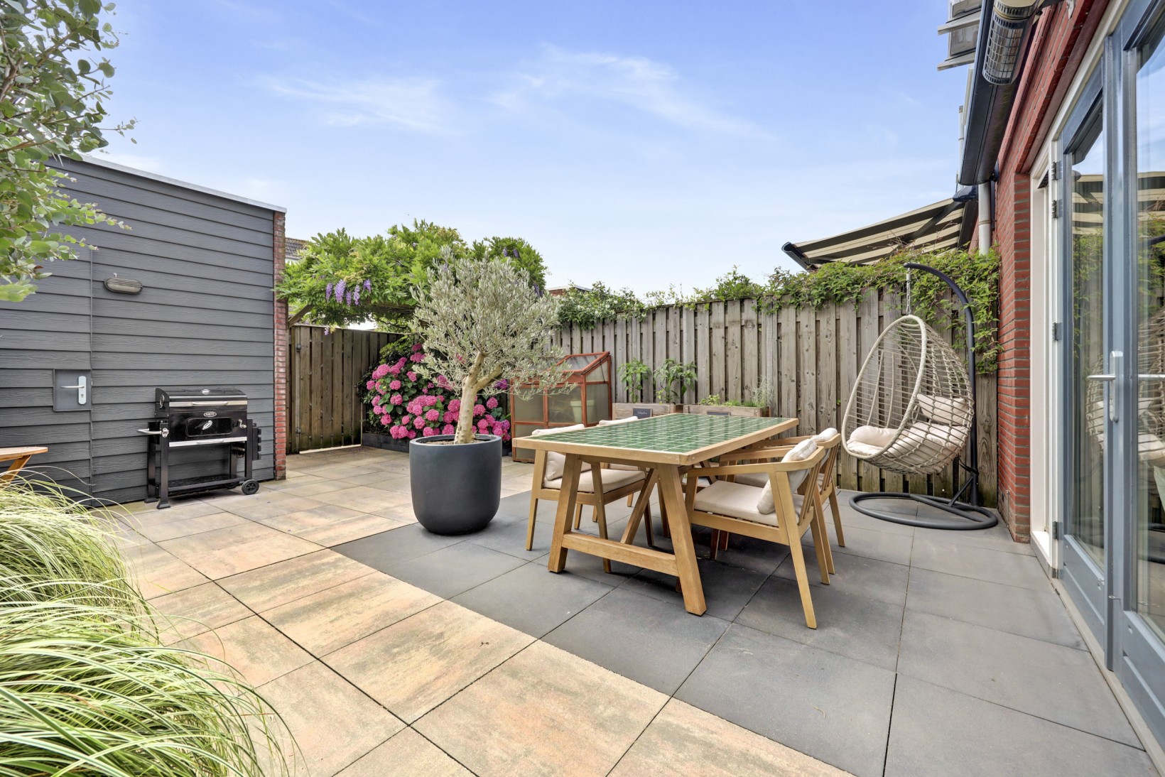 Tussenwoning te koop: Kersenbogerd 39, Rossum