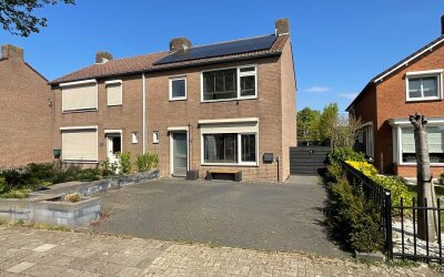 Voorstraat 18