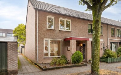 Huis te koop Zonnebloemstraat 16