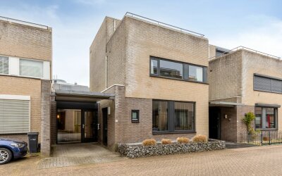 Cornelis Jolstraat 32
