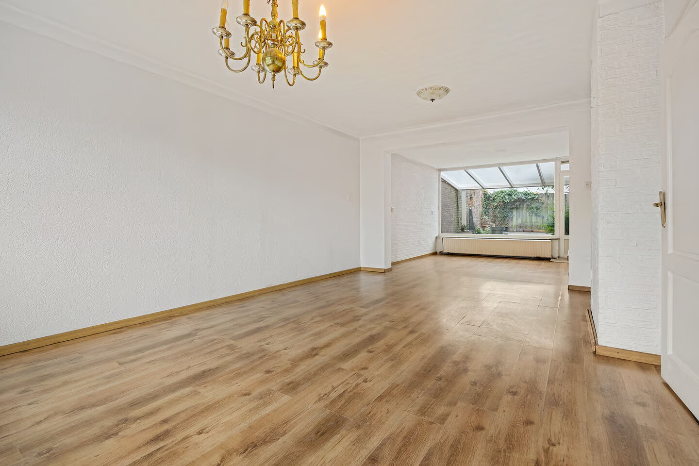 Twee-onder-één-kap te koop: Van Nesstraat 5, Oss