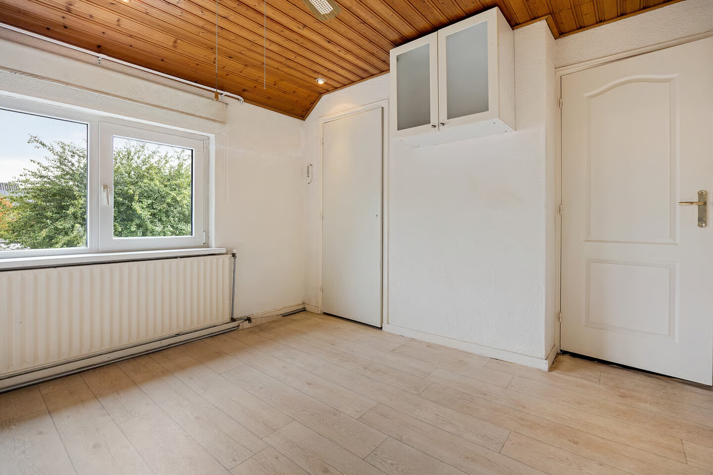 Twee-onder-één-kap te koop: Van Nesstraat 5, Oss