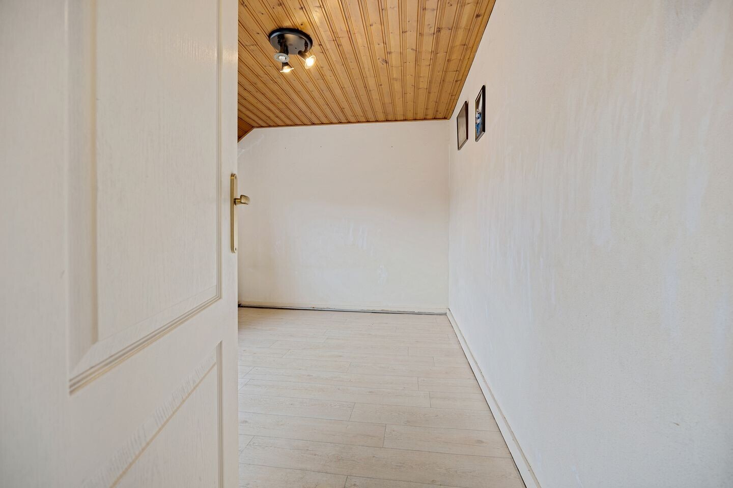 Twee-onder-één-kap te koop: Van Nesstraat 5, Oss